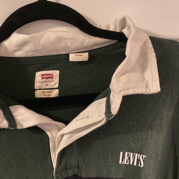 Men’s relaxed fit Levi’s polo - Picture 2 of 2